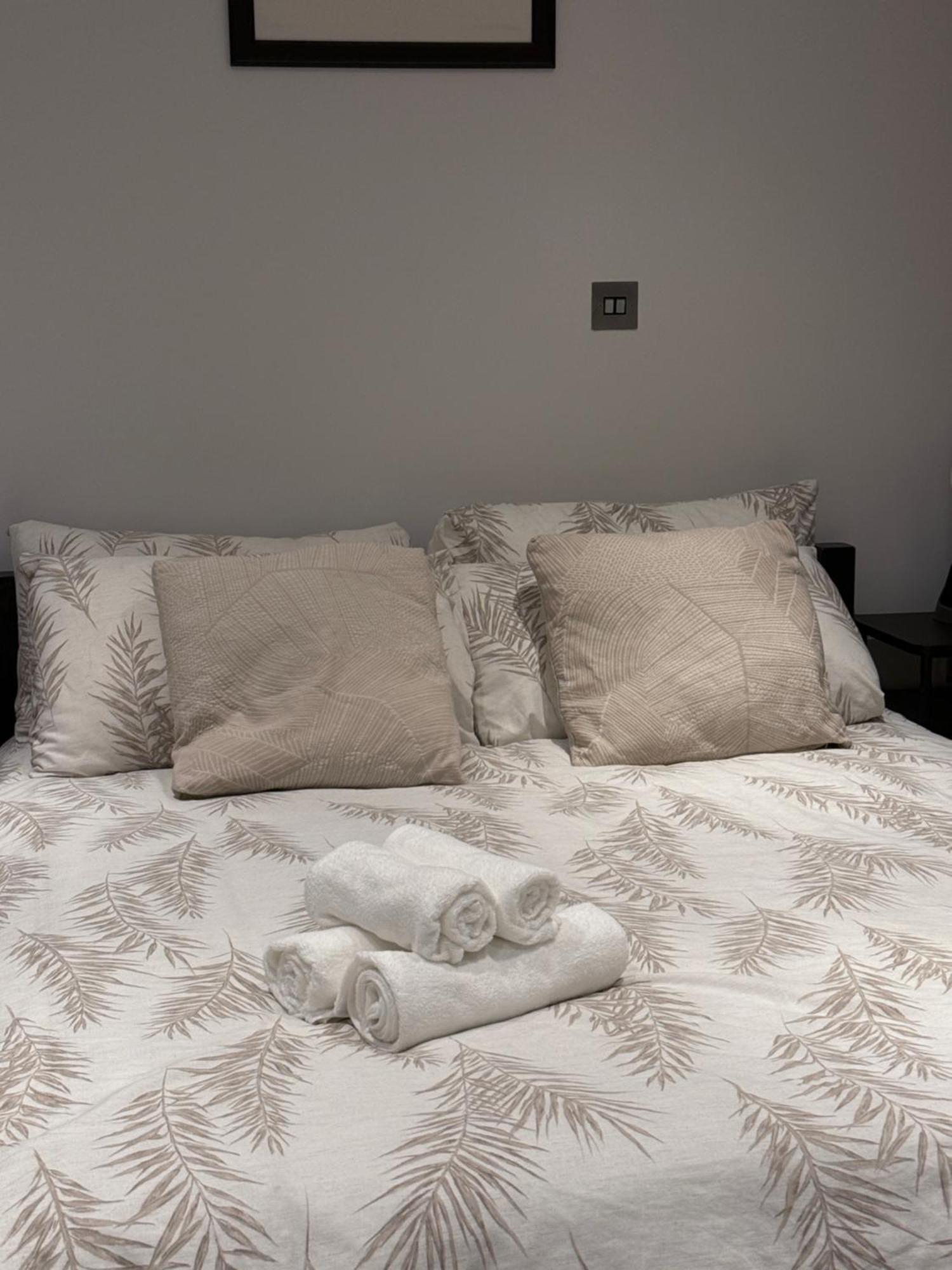 Cosy Guest Suite, West London Hounslow Zewnętrze zdjęcie
